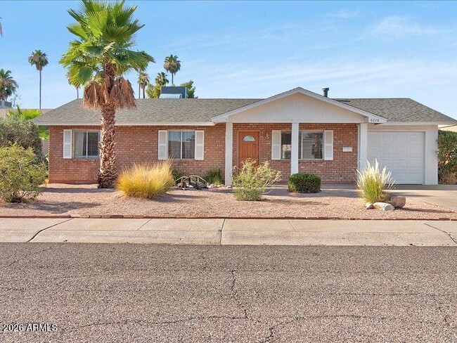 Building Photo - 8226 E Plaza Ave