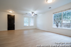 Photo - 7831 Dunhill Coach