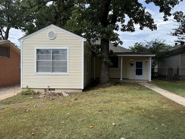 Photo - 6404 Longwood Rd