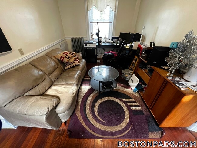 Photo - 2 Centre St Unit 3