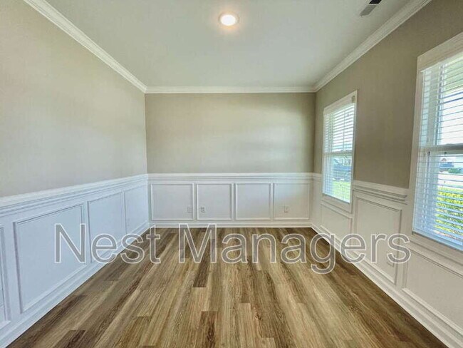 141 Burnside Dr