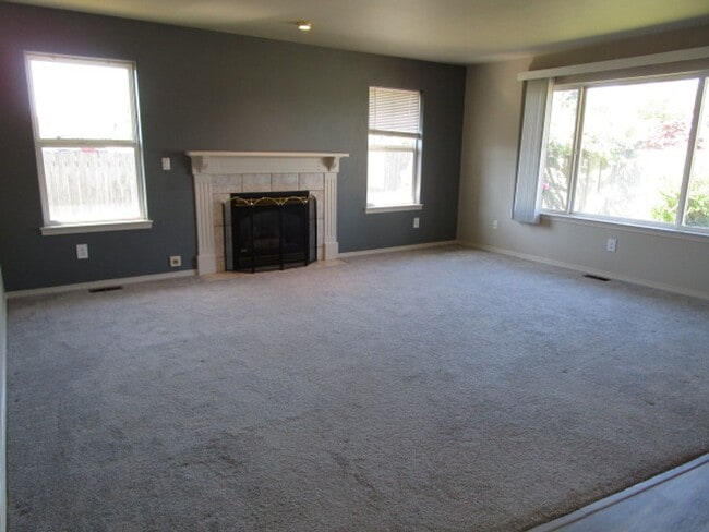 Photo - 127 S 18th St