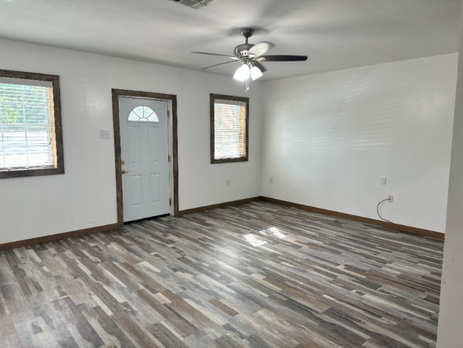 Photo - 3446 LA-594 Unidad Apt A