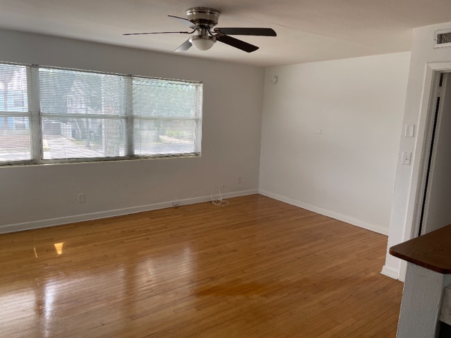 Photo - 301 Oleander St Unit 303 Oleander Street