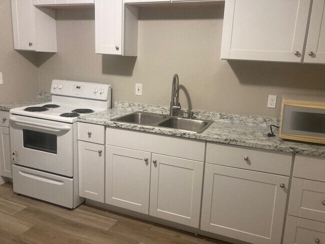 267 E State Rd Unit 2