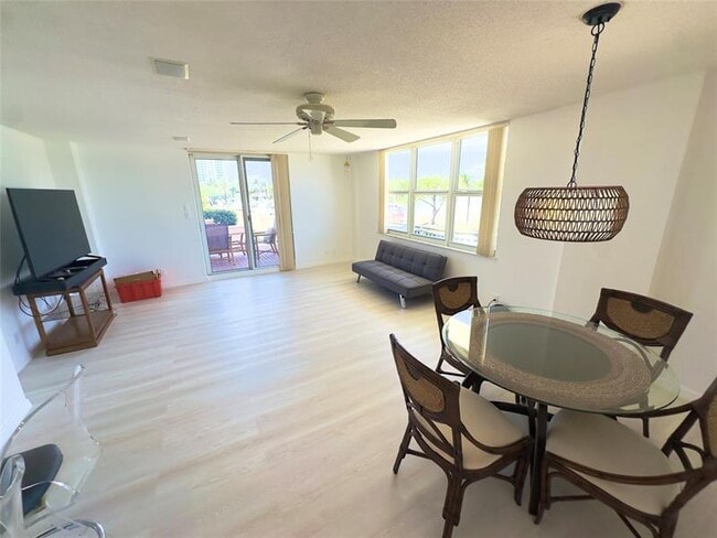 Photo - 1 Las Olas Cir Unit 117