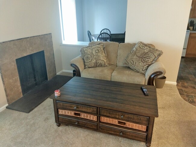 303 Gage Blvd #325