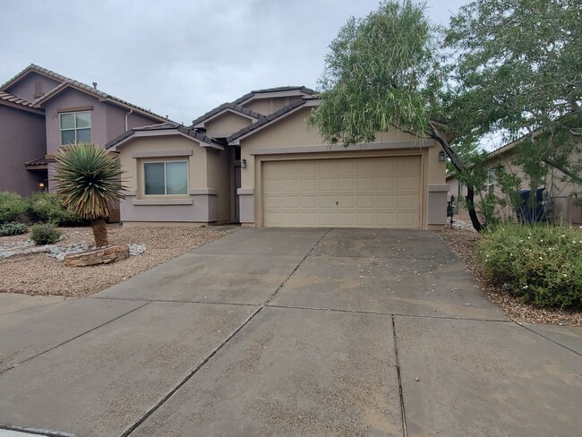 Building Photo - 3 bed 2 bath 1800 sq ft in Huning Ranch! Rental