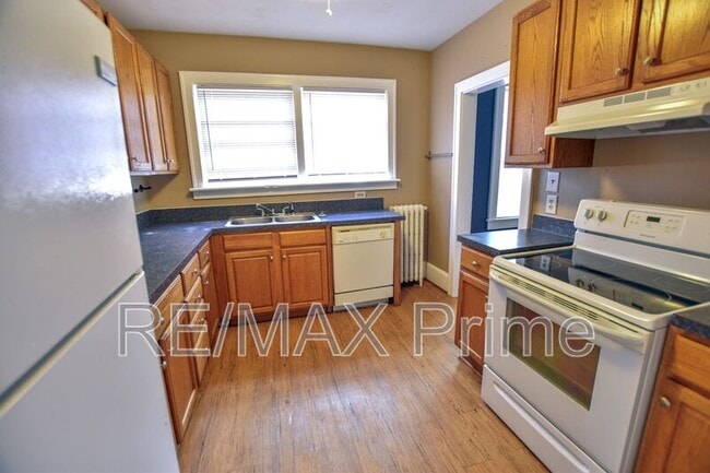 Photo - 201 Park Rd Unit B