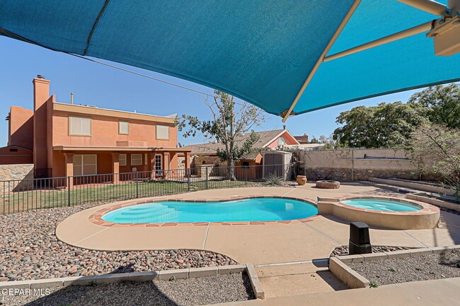 Photo - 10925 Loma Alta Pl