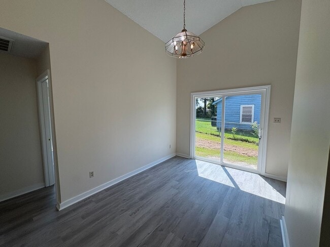 Photo - 3706 Dovefield Ct