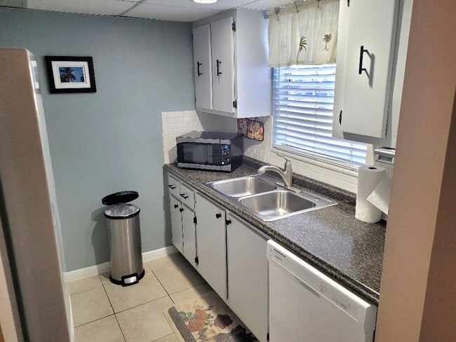 Photo - 2727 75th St W Unit Sabal Palms 8