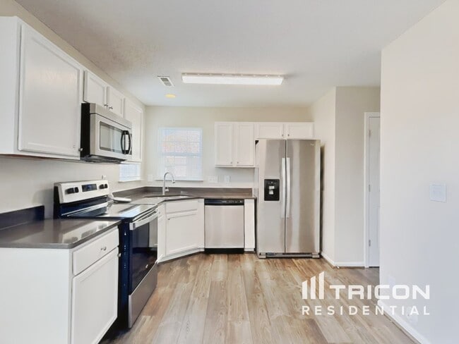 Photo - 5040 Liberty Hall Cir