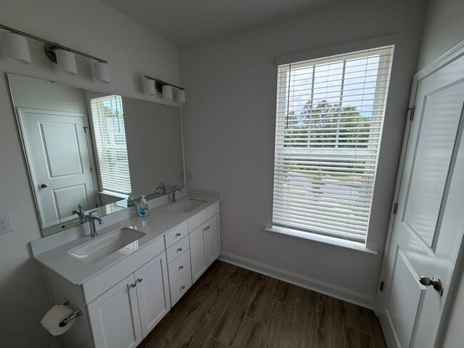 Photo - 15359 Ballancroft Pkwy