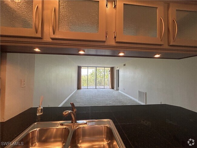 Building Photo - 15171 Cedarwood Ln Unit 3303 Rental