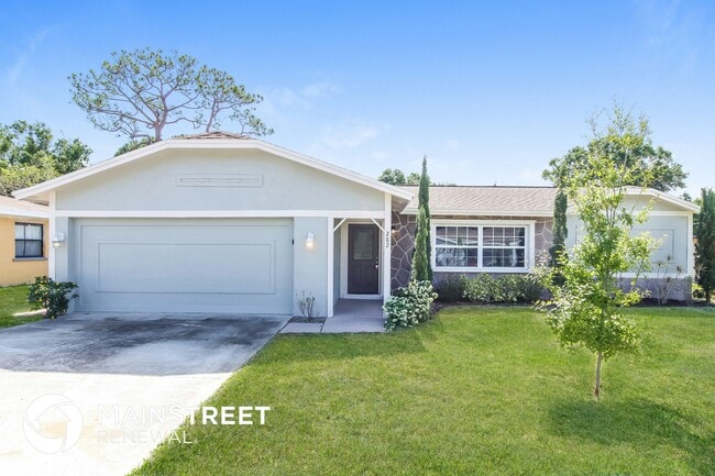 282 E Haven Dr