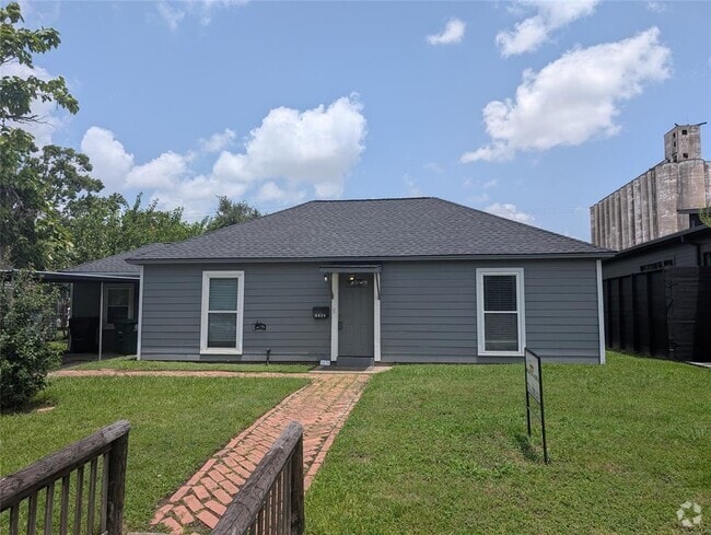 Building Photo - 6430 Teluco St Rental
