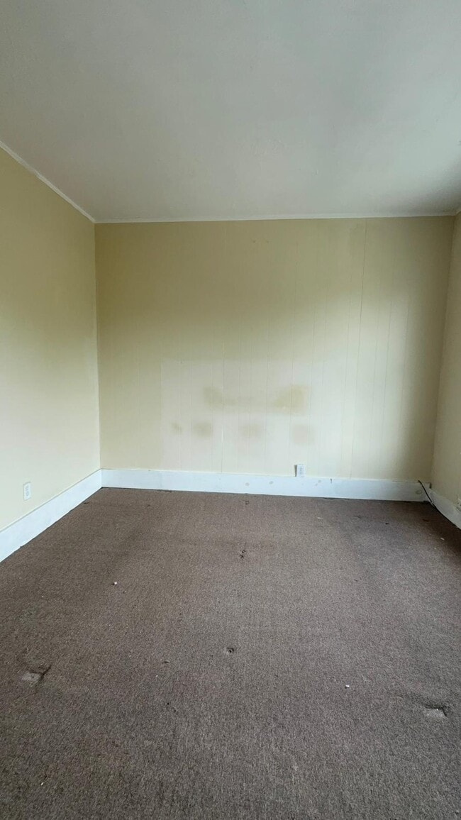 Building Photo - 14 Vine St Unit 2 Rental