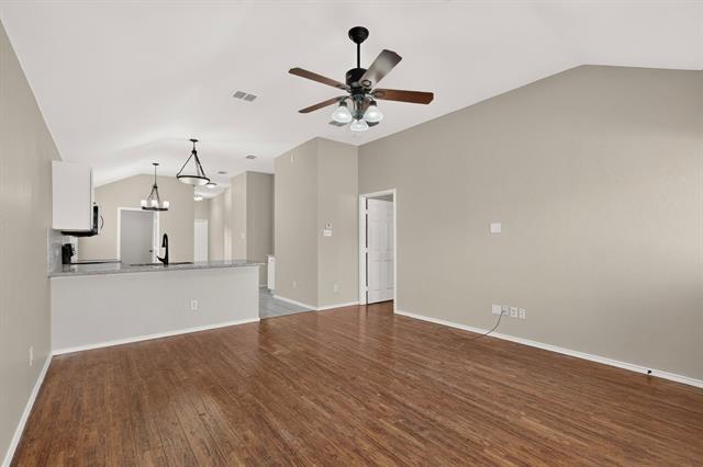 11529 Petunia Dr