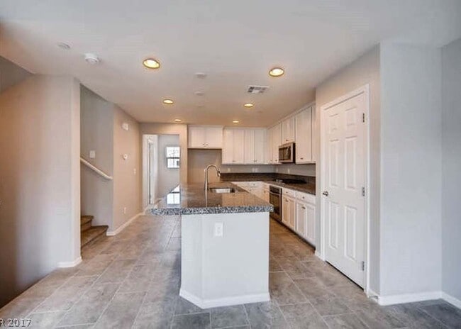 Photo - 1014 Warsaw Ave