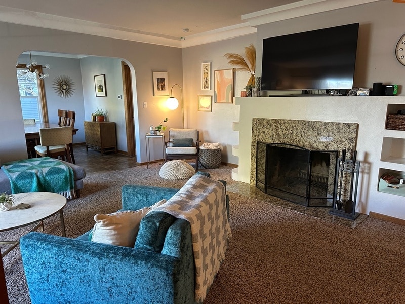 Photo - 215 W 19th Ave