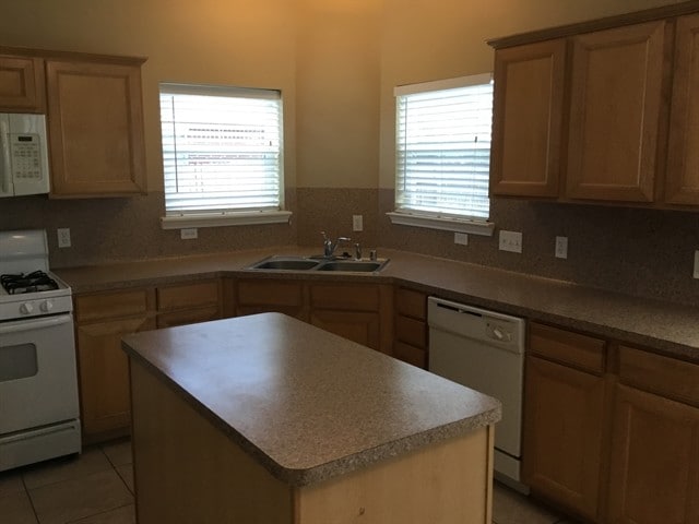 Photo - 6205 Ozark Trl