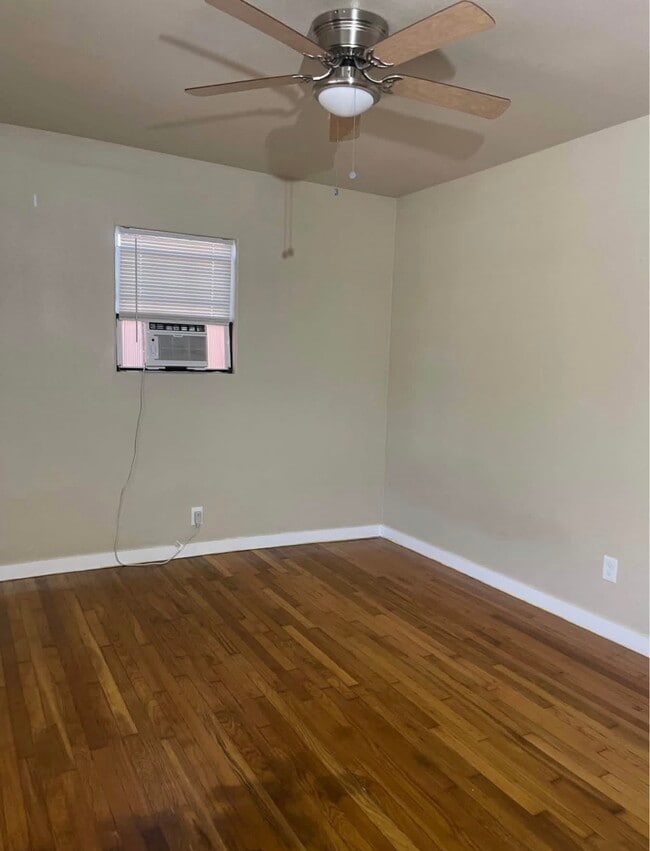 Photo - 206 Rigsby Ave