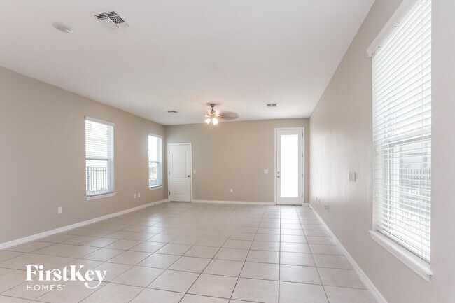 Photo - 7143 Bowspirit Pl