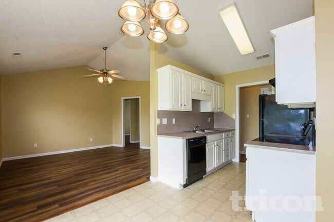 Photo - 2125 Sebastiani Dr