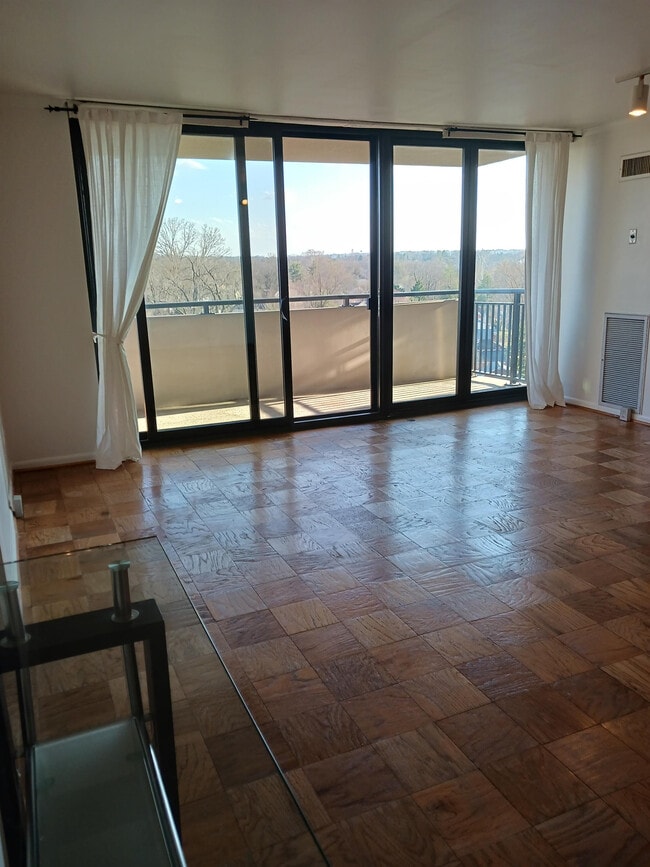Photo - 4620 N Park Ave Townhome