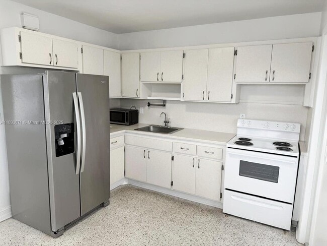 Photo - 9301 SW 37th St Unidad 9301