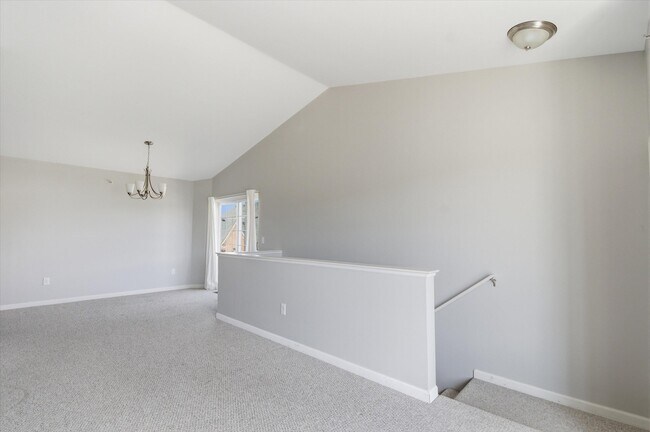 1304 Riversedge Dr