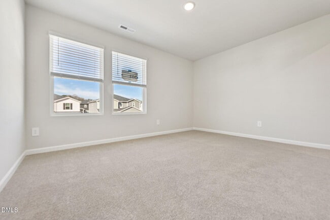 Photo - 316 Karlov Rd
