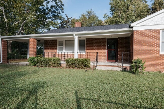 Photo - 5313 Randall Ave