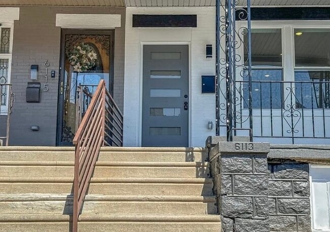 Photo - 6113 Webster St