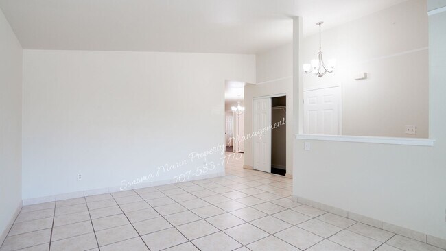 Photo - 1420 Garrett Ct