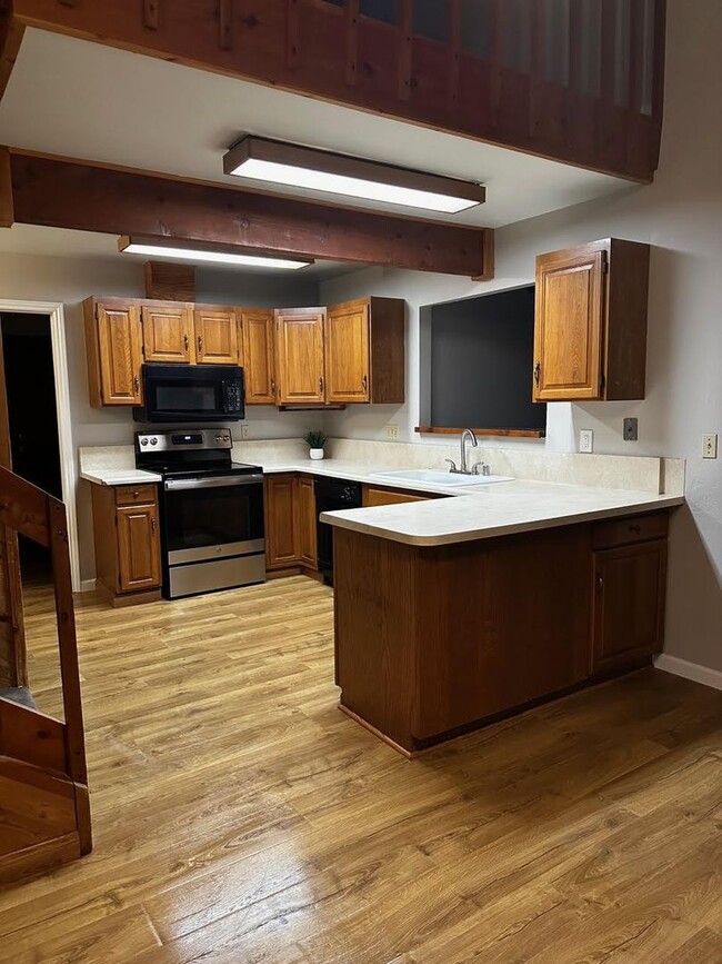 Photo - 15102 Jack Pine Way House
