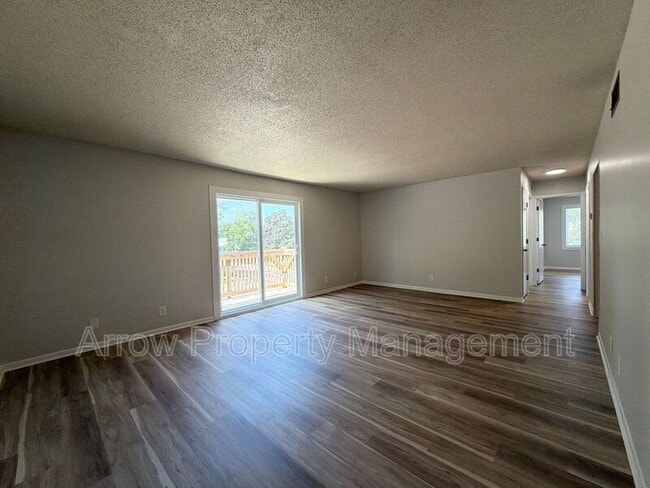 Photo - 515 N 13th St