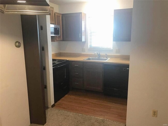 Photo - 143 Ashley Dr