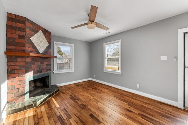 Photo - 108 E Magruder St