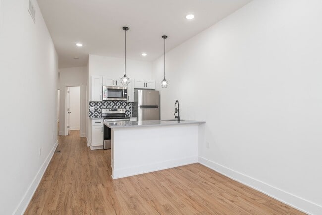 Photo - 3312 W Cumberland St Unit 1