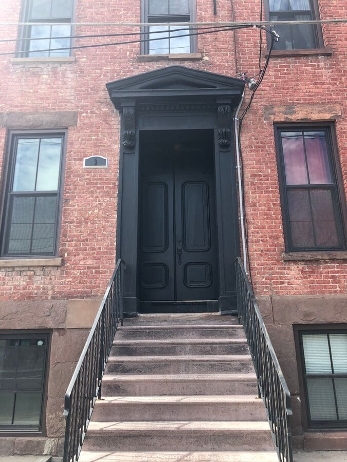 Photo - 802 Broadway Unit 3
