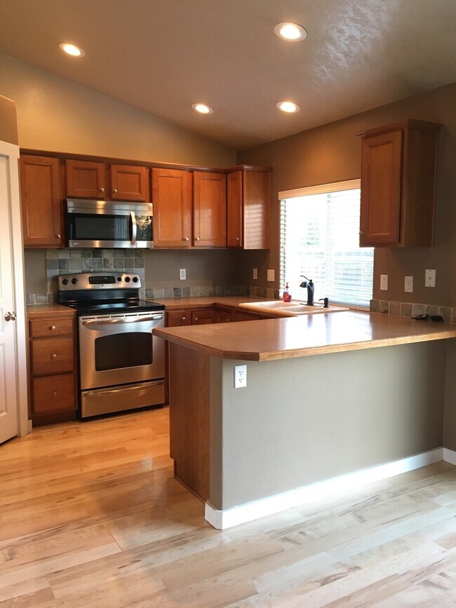 Photo - Perfect 4 bed 2.5 ba home in the desirable...