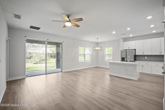 Photo - 330 San Marino Rd SW