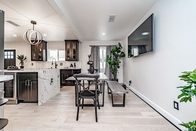 Photo - 1646 Brightside Ave