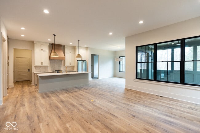 Photo - 871 Rosemary Gdns