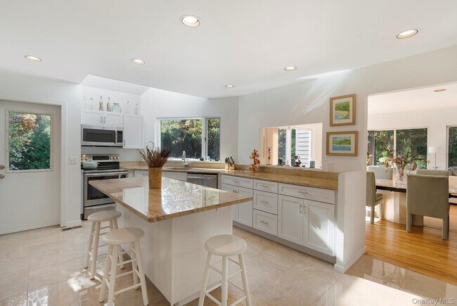 45 Huckleberry Ln