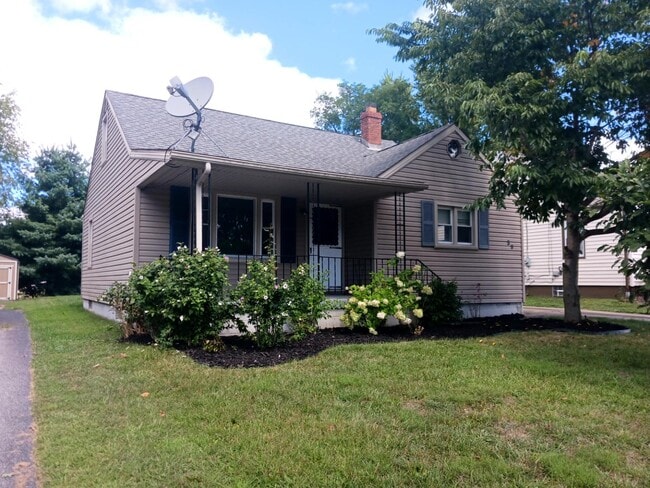 Photo - 59 W Lewis St