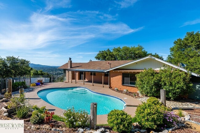 Building Photo - Spectacular Hill Top Home W/ Expansive Views of South Bay | Swimming Pool | 2 Car Garage