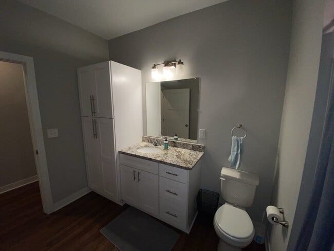 Photo - Stunning sunsets on private balcony 2 bed 2 bath in Longfellow! Unidad 1